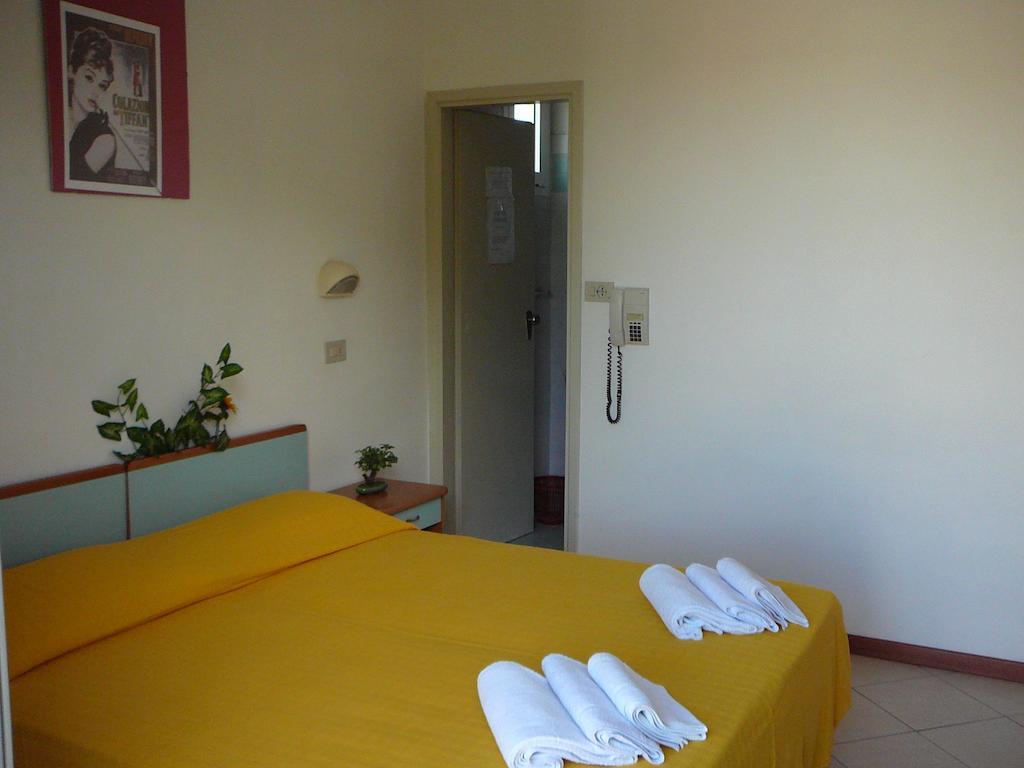 Hotel Cannes Rimini Bilik gambar